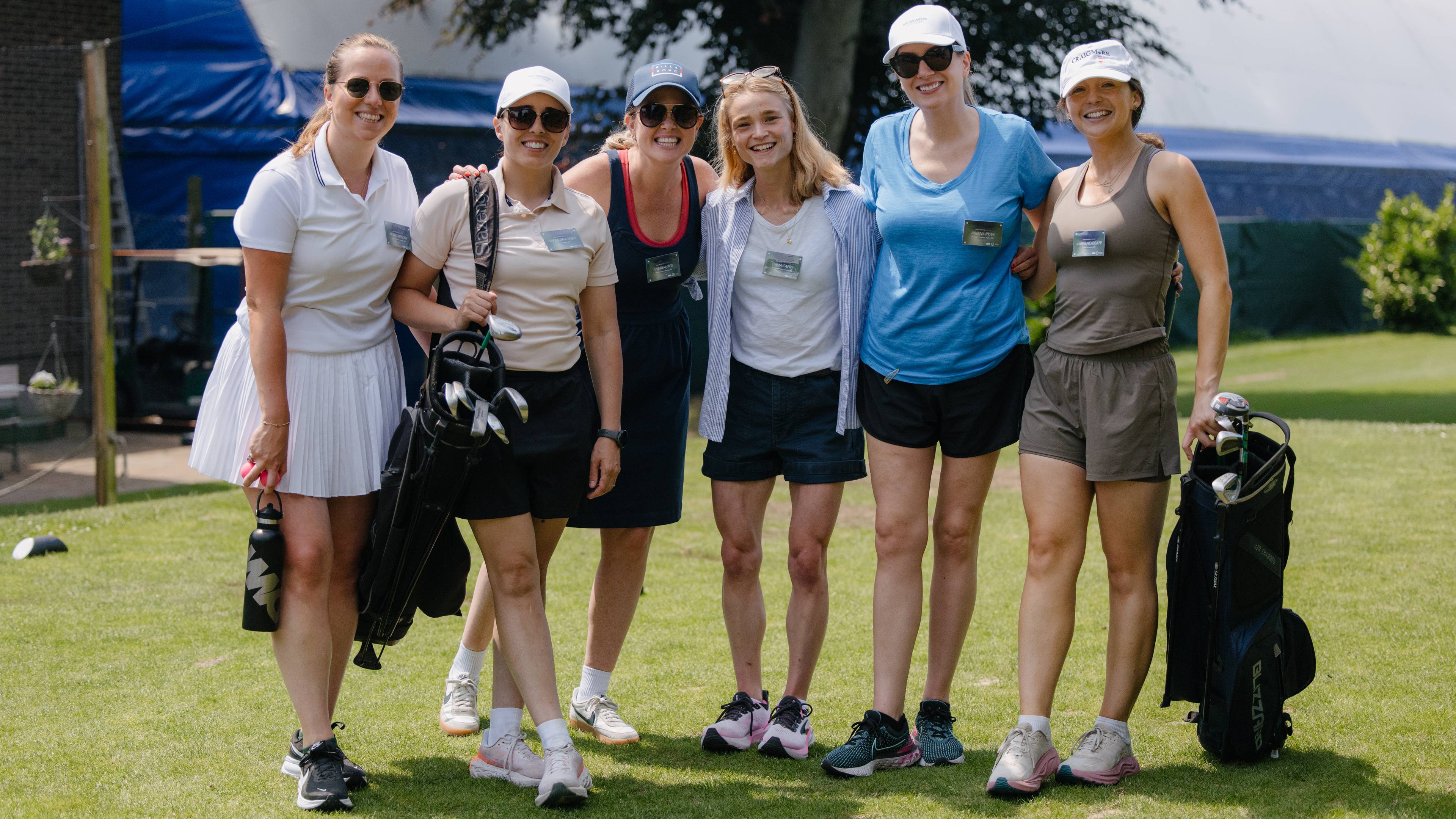 Women golfers 