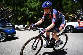 'Nervous and chaotic' - Josie Nelson powers through hectic sprint finale for podium finish in opening Tour Down Under stage