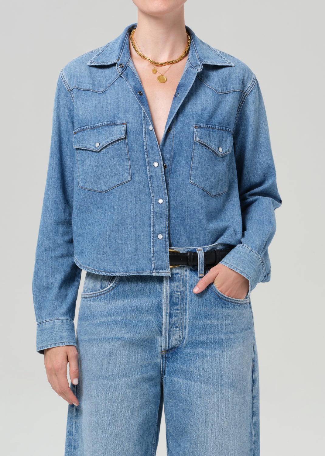 Cropped Western Shirt in Carolina Blue - Xs / Carolina Blue