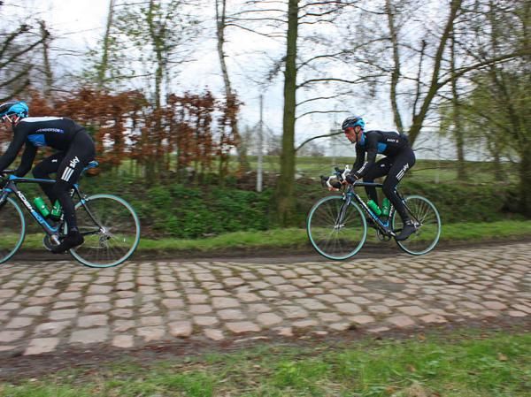 Michael Barry (Team Sky) prepares for Paris-Roubaix on the cobbles.
