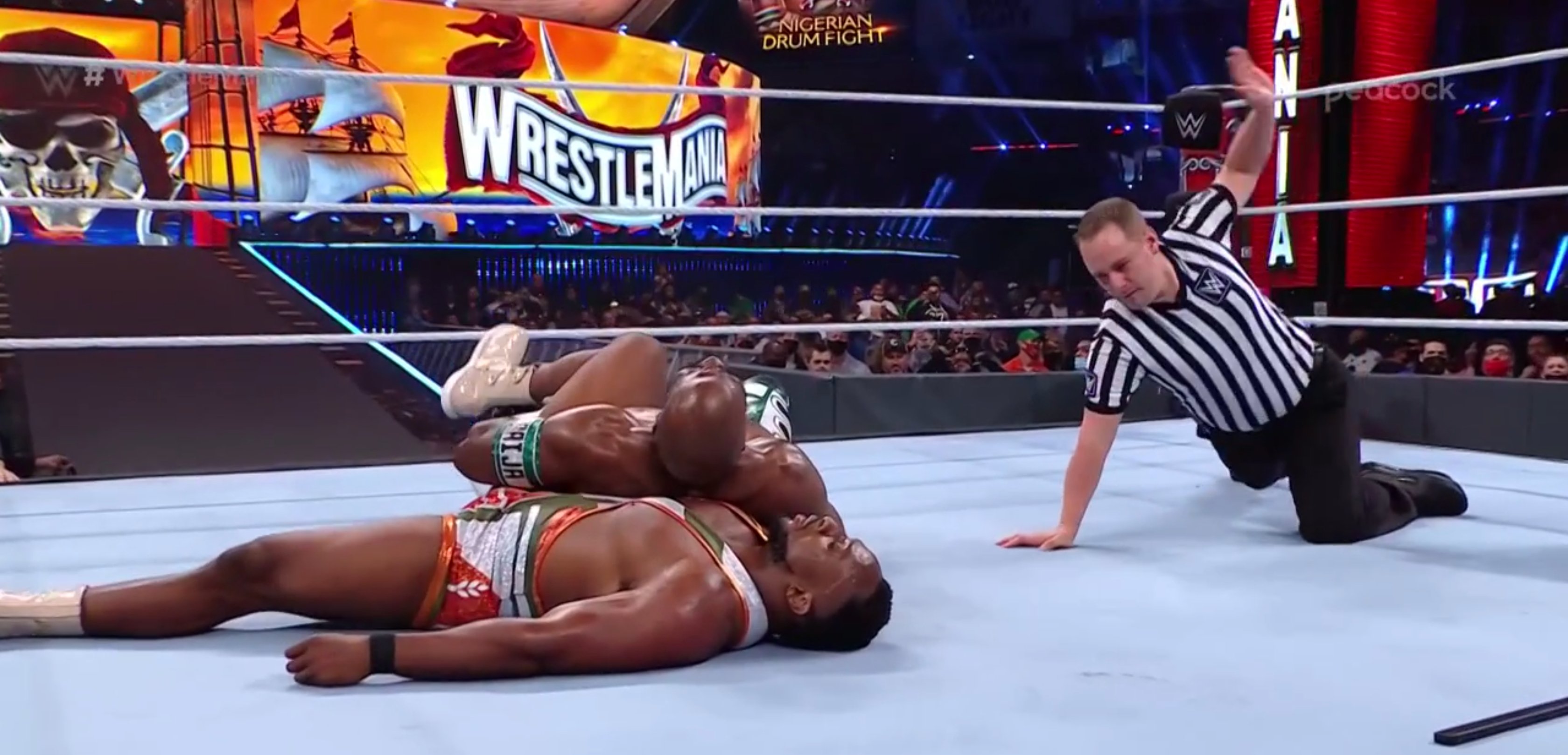 Apollo Crews pins Big E at WrestleMania 37