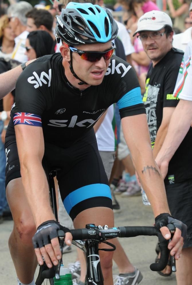 Sky's Ian Stannard looked to have come in to contact with a chain ring, and had some abrasions on his right leg in a crash with 12km to go