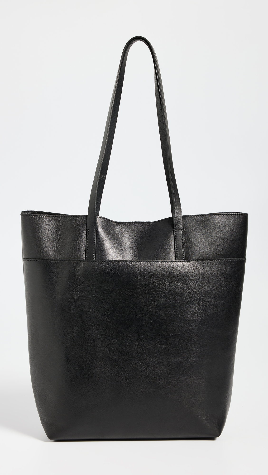 The Essential Tote in Leather