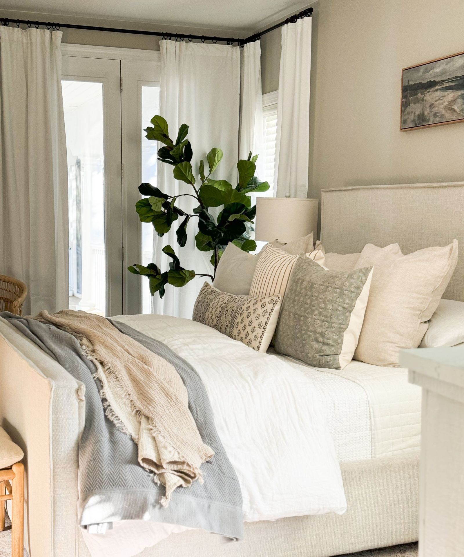 Is coastal decor still on trend?