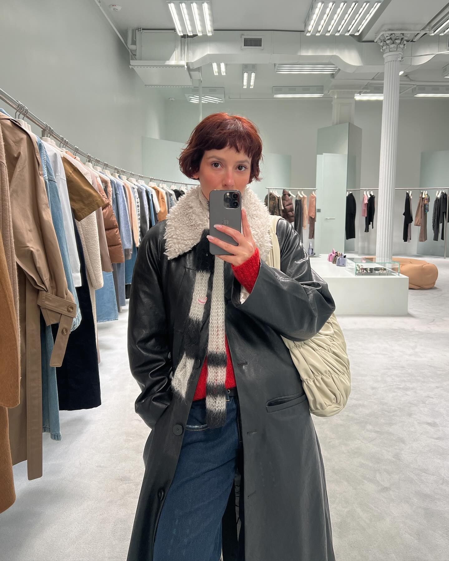 missing-image قصة الشعر ذات الغرة هي أروع تسريحات الشعر لهذا الربيع