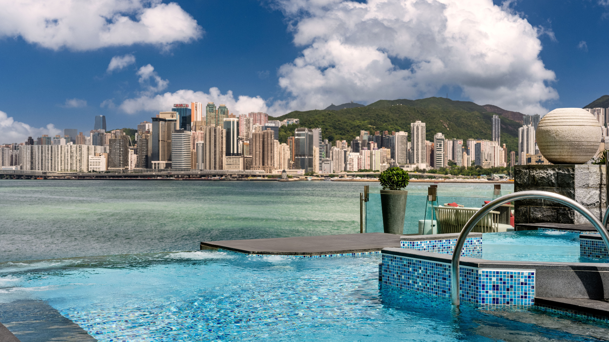 Regent Hong Kong infinity pool