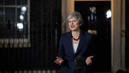 UK prime minister Theresa May announces cabinet backing of Brexit plan