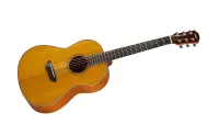 Best acoustic guitars under $1,000: Yamaha CSF3M