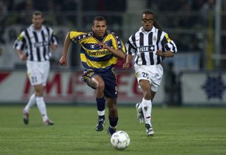 Marcio Amoroso in action for Parma against Juventus in the 2000/2001 season.
