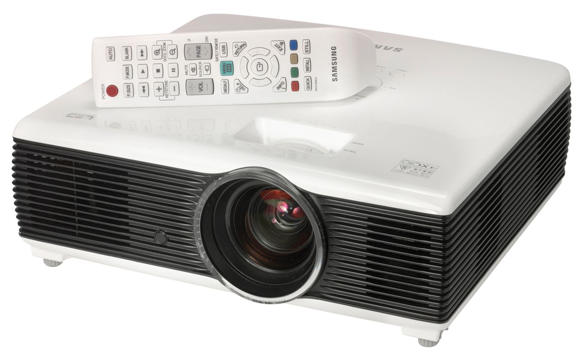 The Samsung F10M projector and its remote control