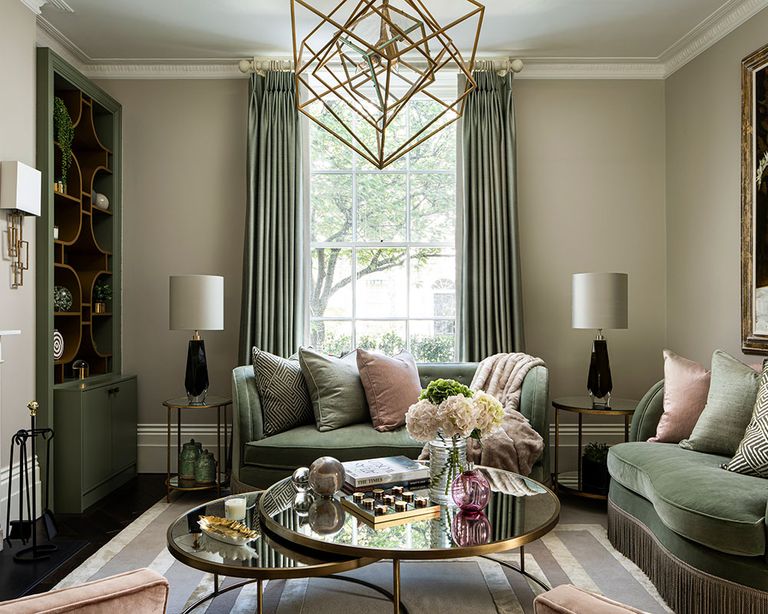 See how a Chelsea townhouse dovetails elegance with