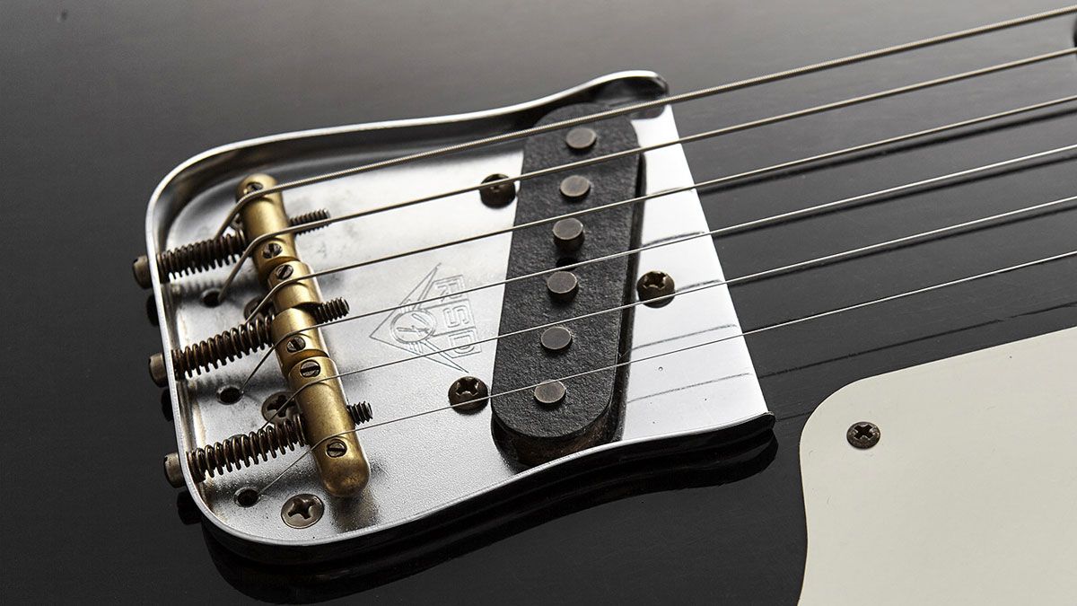 The Texas Special bridge pickup adds some classic Tele twang to the Cabronita recipe