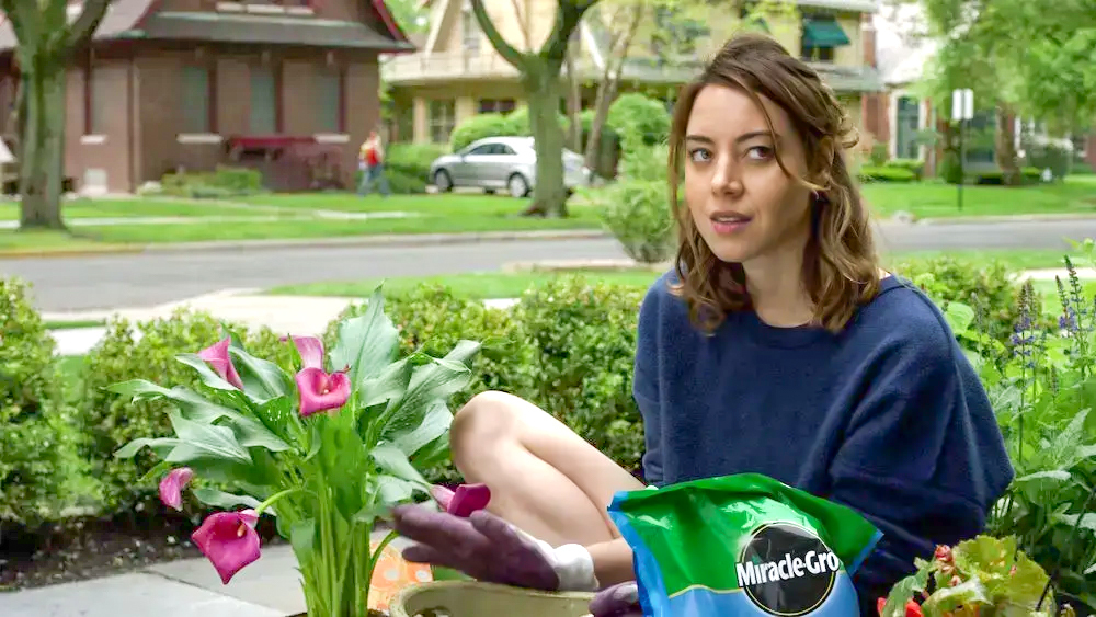 Aubrey Plaza in Easy on Netflix