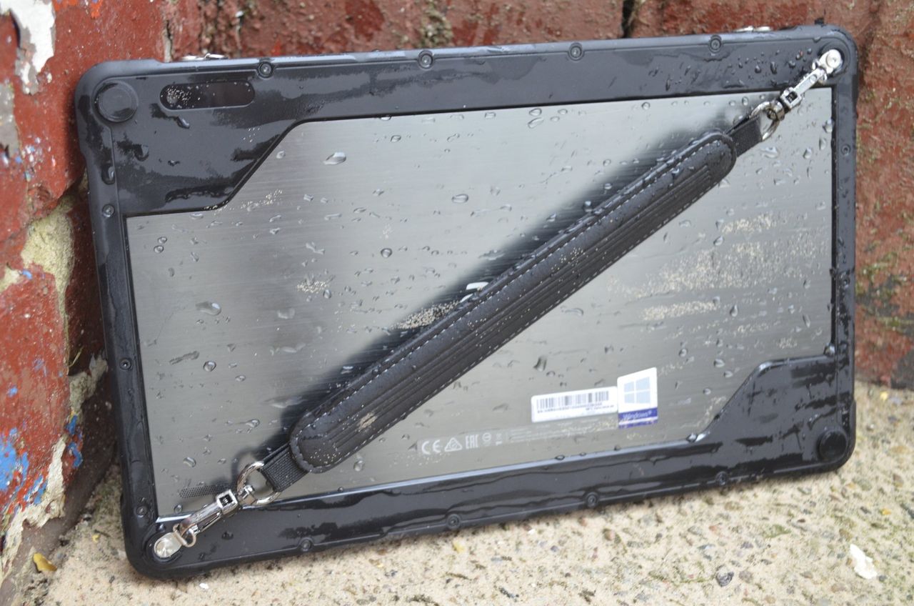 Acer Enduro T1