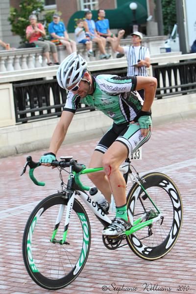 An injured Boyd Johnson (Team Globalbike p/b Catoma Adventure Shelters) continues on after a crash.
