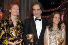 Tilda Swinton, Daniel Day Lewis and Marion Cotillard at the BAFTAs