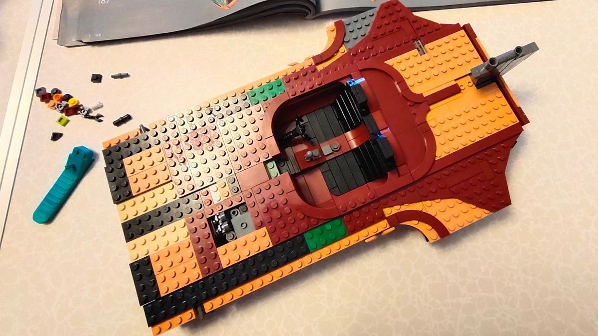Lego Star Wars Luke Skywalker&rsquo;s Landspeeder 75341 After Bag 5
