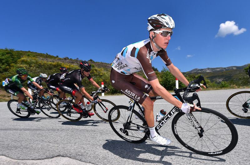 Romain Bardet (Ag2r-La Mondiale) descending in the bunch