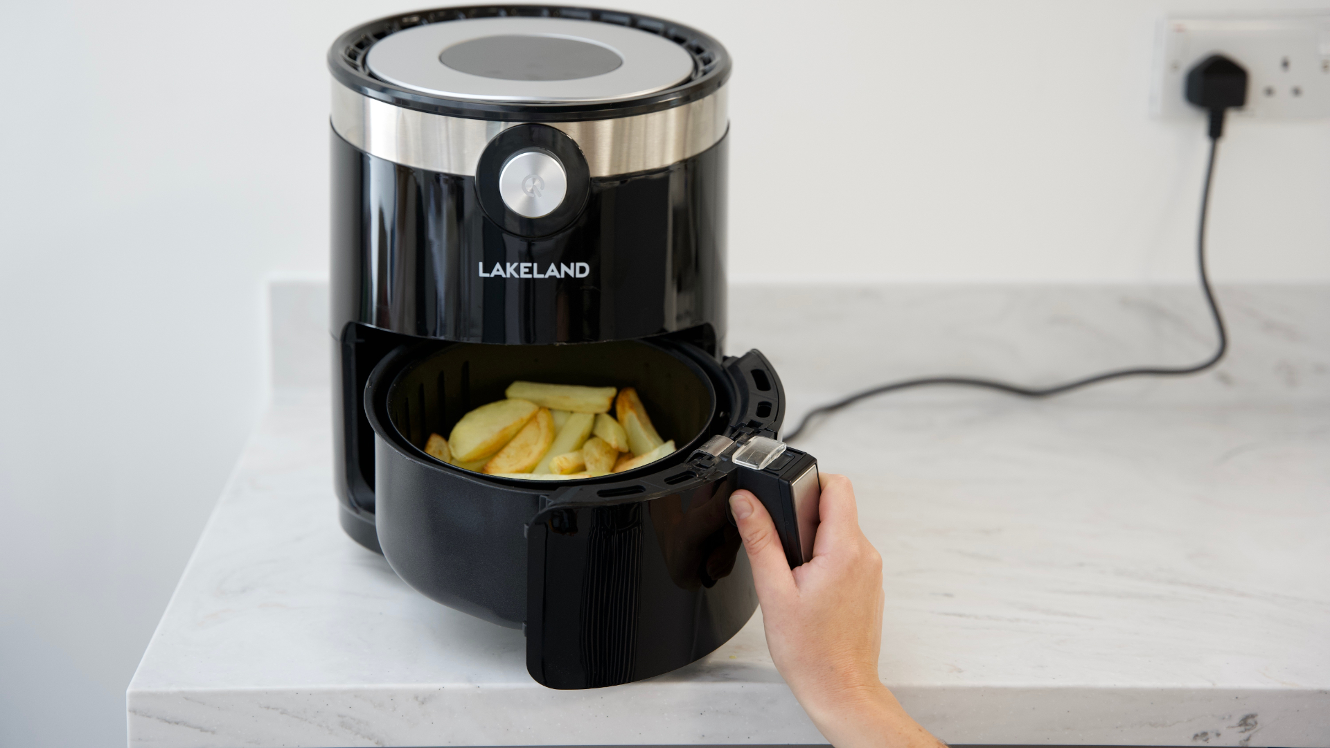 How To Use An Air Fryer: A Full Beginner's Guide | Woman & Home