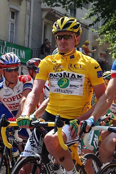 New maillot jaune Floyd Landis looked the business in yellow.