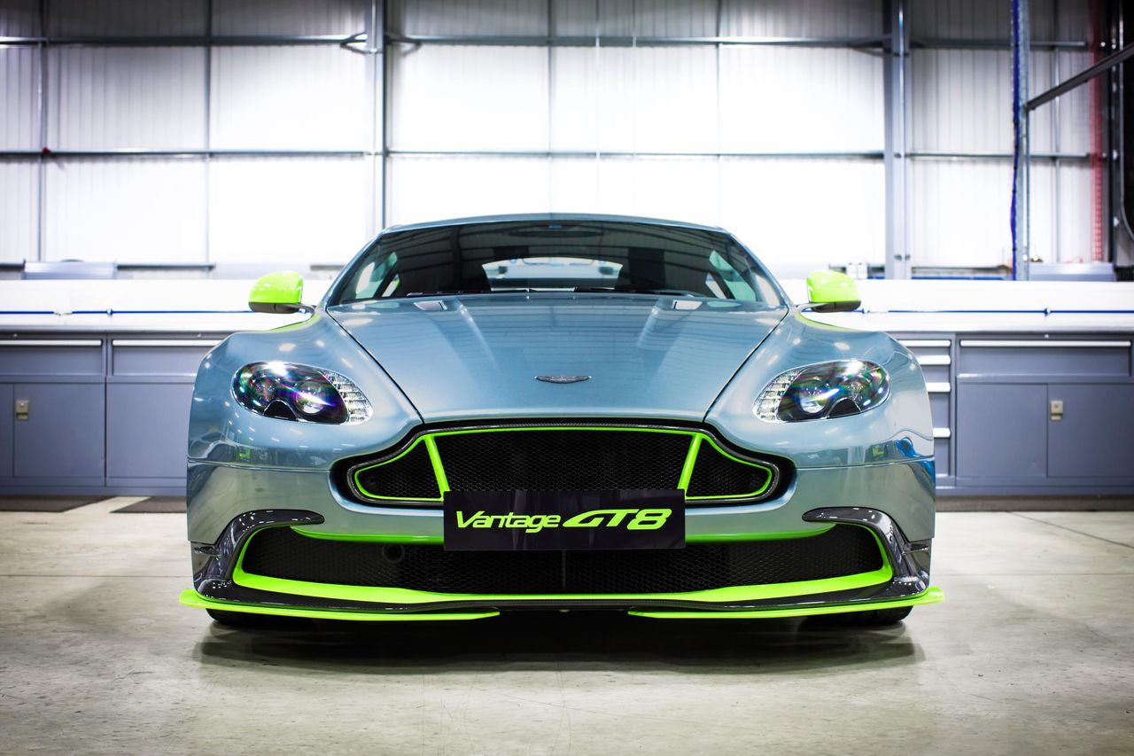 aston_martin_vantage_gt8_04.jpg