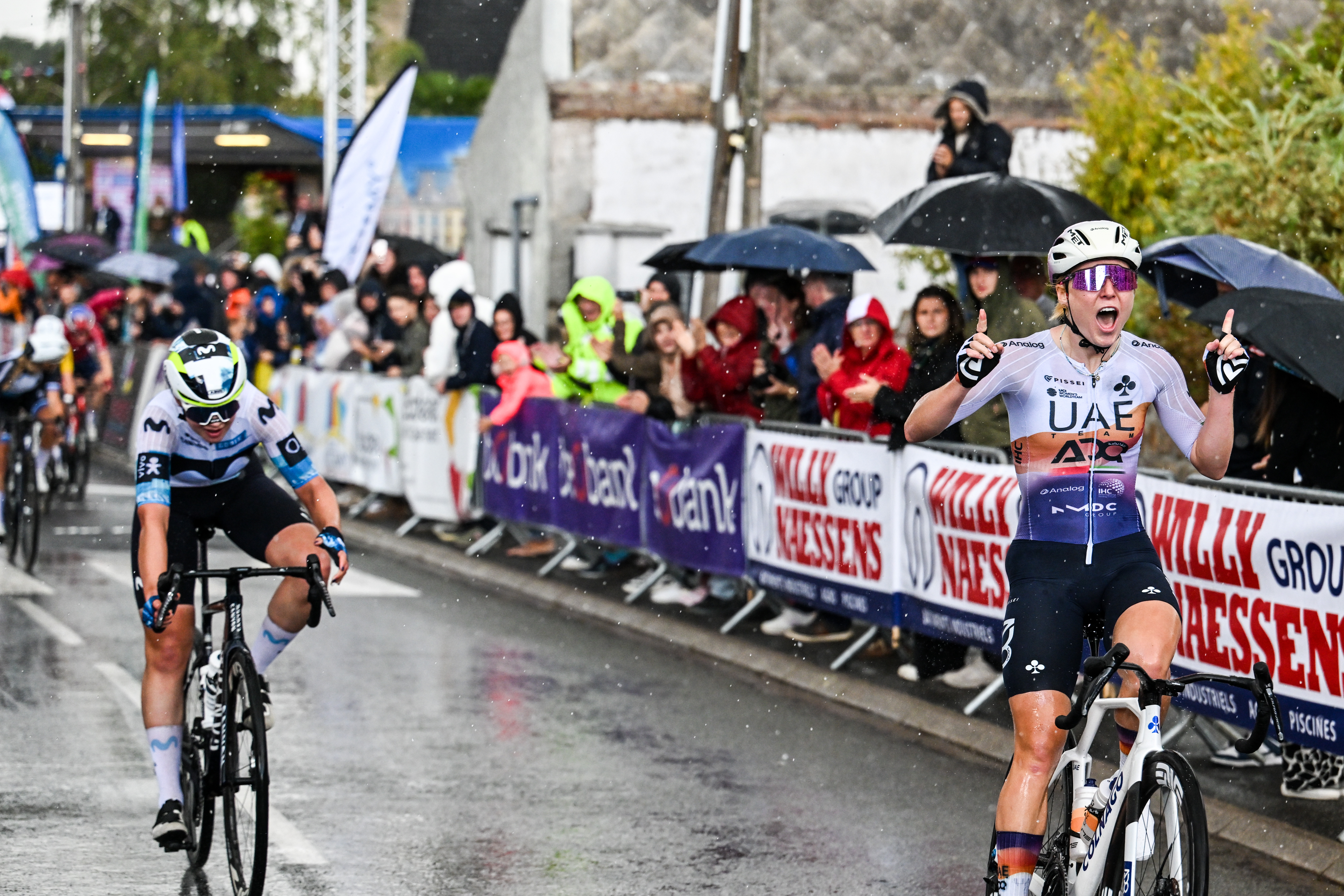 Lara Gillespie (Ireland, UAE Team ADQ) sprints to victory in the 3rd edition of the women&#039;s Classique A Travers les Hauts-de-France, finishing ahead of Carys Lloyd (GBR, Movistar) and Eline Jansen (NED, Volkerwessels cycling team) in Arleux-en-Gohelle, France, on September 13, 2025. (Photo by Gautier Demouveaux/NurPhoto via Getty Images)