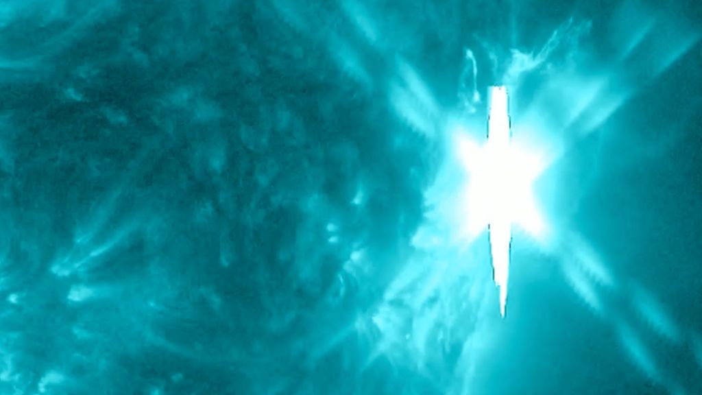 Sun Blasts Out 2nd X-class Flare This Week, Triggers More Radio ...