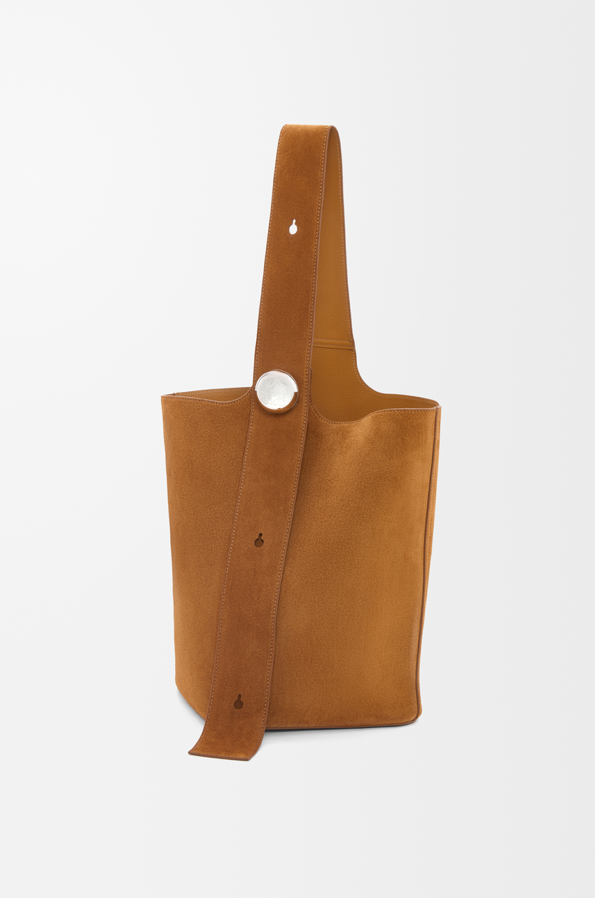 Loewe, Medium Pebble Bucket in Smooth Calfskin
