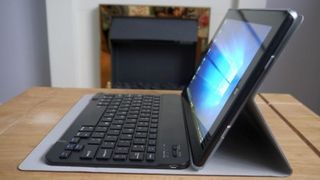 Chuwi Hi10 Windows Tablet side