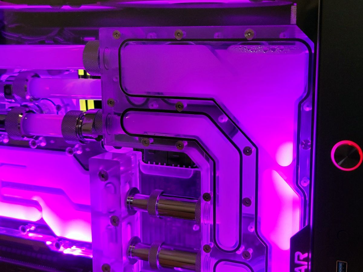 Maingear Turbo