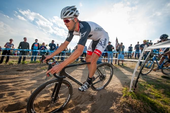 Danny Summerhill (K-Edge) was the first to hit the sand pit during the opening laps of teh race. Boulder Cup.
