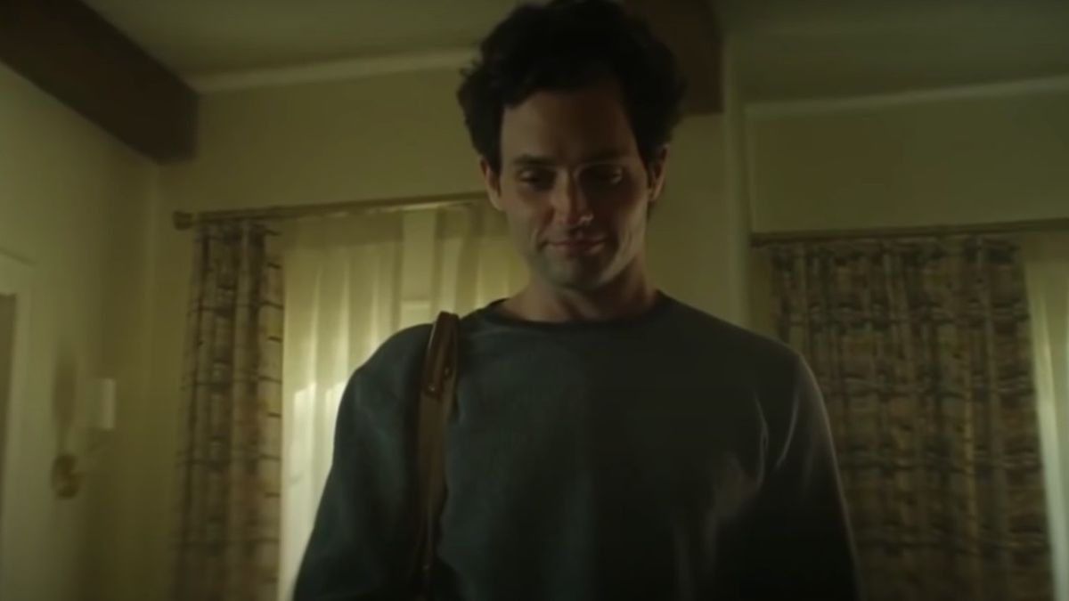 Penn Badgley in You Season 3