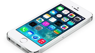 Cook cops an earful as man sues Apple over iOS 7 auto-downloads