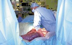 surgeon-searching-abdo.jpg