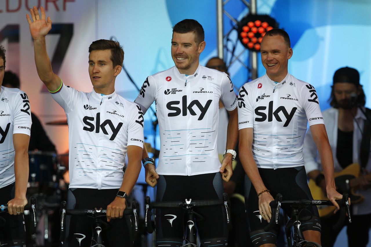 Michal Kwiatkowski, Luke Rowe and Chris Froome (Sky)