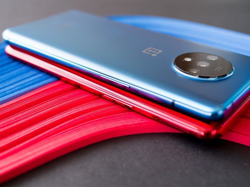 OnePlus 7T vs. OnePlus 7
