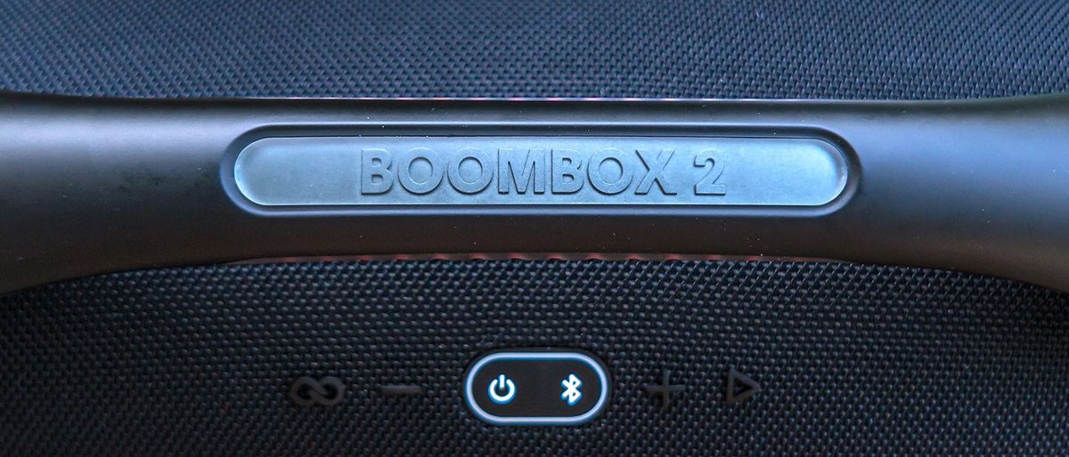 JBL Boombox 2