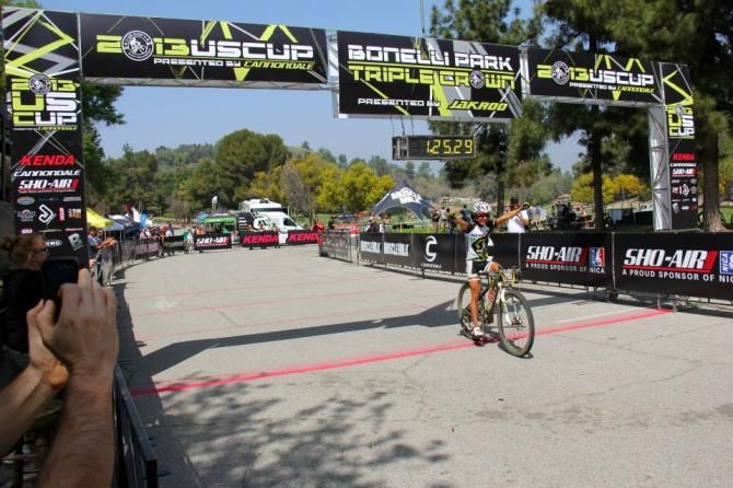Lesley Paterson (Scott) wins the Bonelli Park Pro XCT