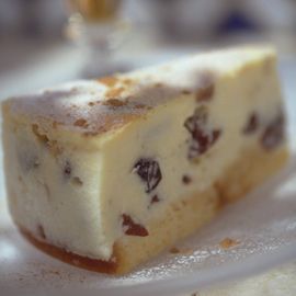 baked cheescake with raisins - feel good food.jpg