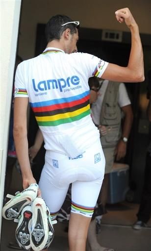 World champion Alessandro Ballan (Lampre-NGC) flexes for the camera.