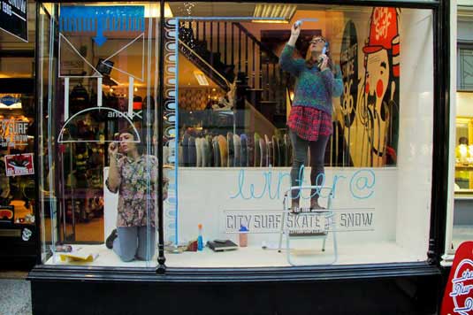 Ladder-less Window Painting Co