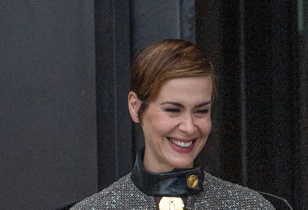 นักออกแบบชื่นชอบสีของห้องน้ำของ Sarah Paulson ซึ่งเป็น 'เฉดสีที่ลงตัวที่สุด'