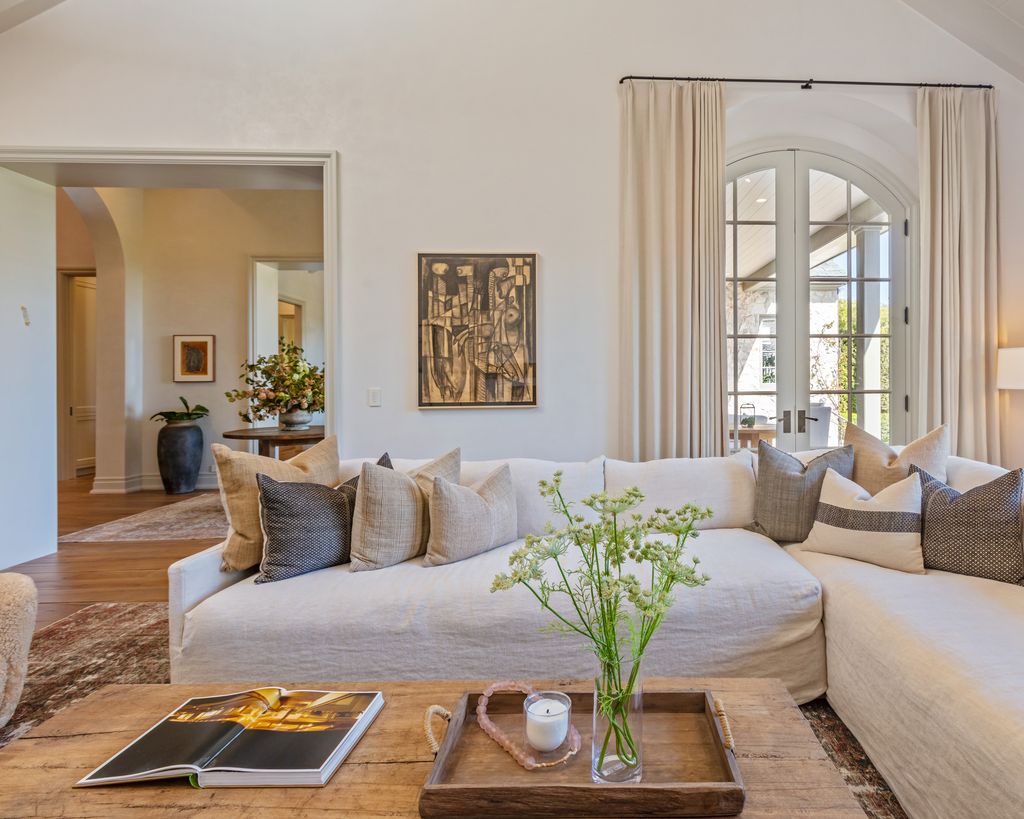 5 interior tips to borrow from this chateau-style Malibu home | Livingetc