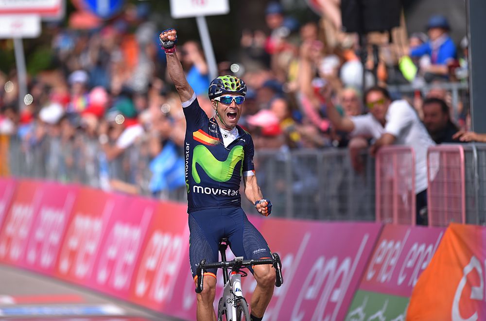 Alejandro Valverde (Movistar) wins stage 16 of the Giro d'Italia in Andalo
