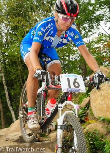 Serena Calvetti (Italy) riding a granite rock descent.