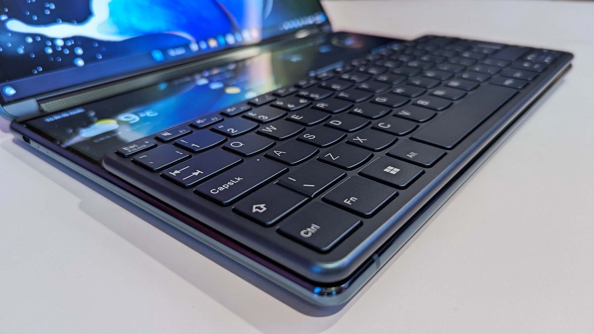 Lenovo YogaBook 9i