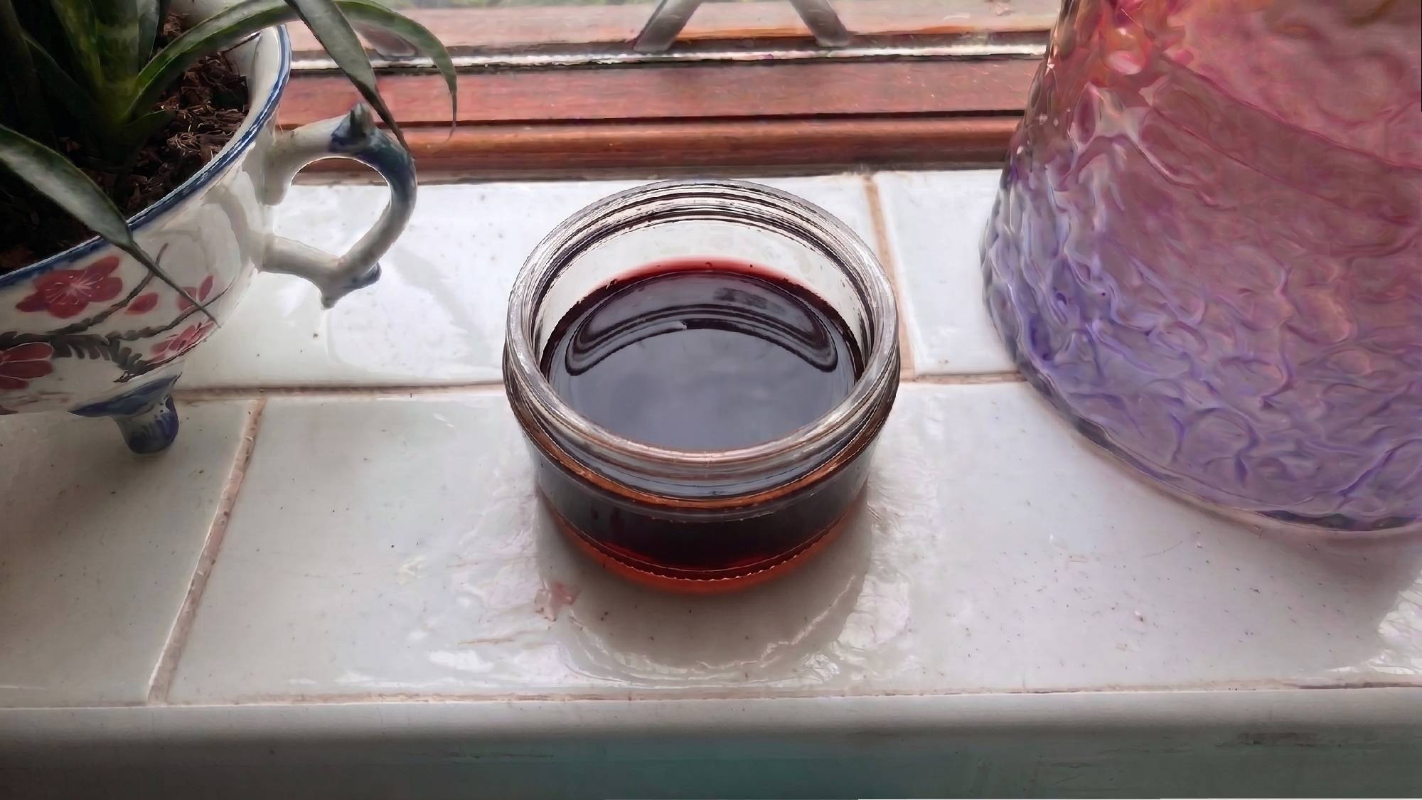 Wine fruit fly trap