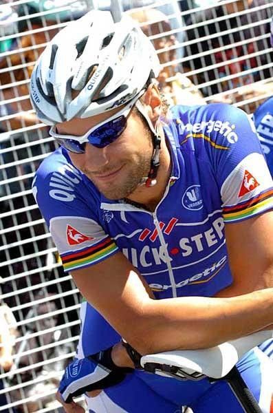 Tom Boonen relaxed, leaning on his saddle. So far the Vuelta hasn't given him the top spot yet, but he'll keep trying.