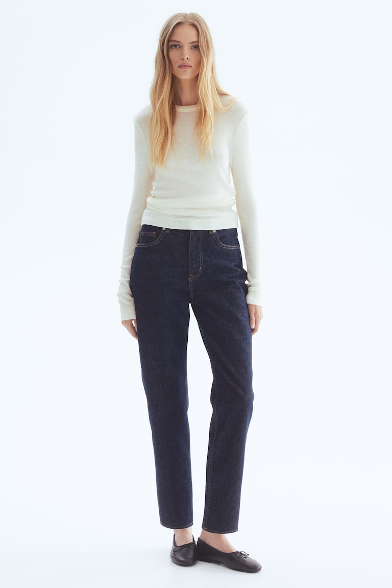 Slim-Fit Mom High Ankle Jeans