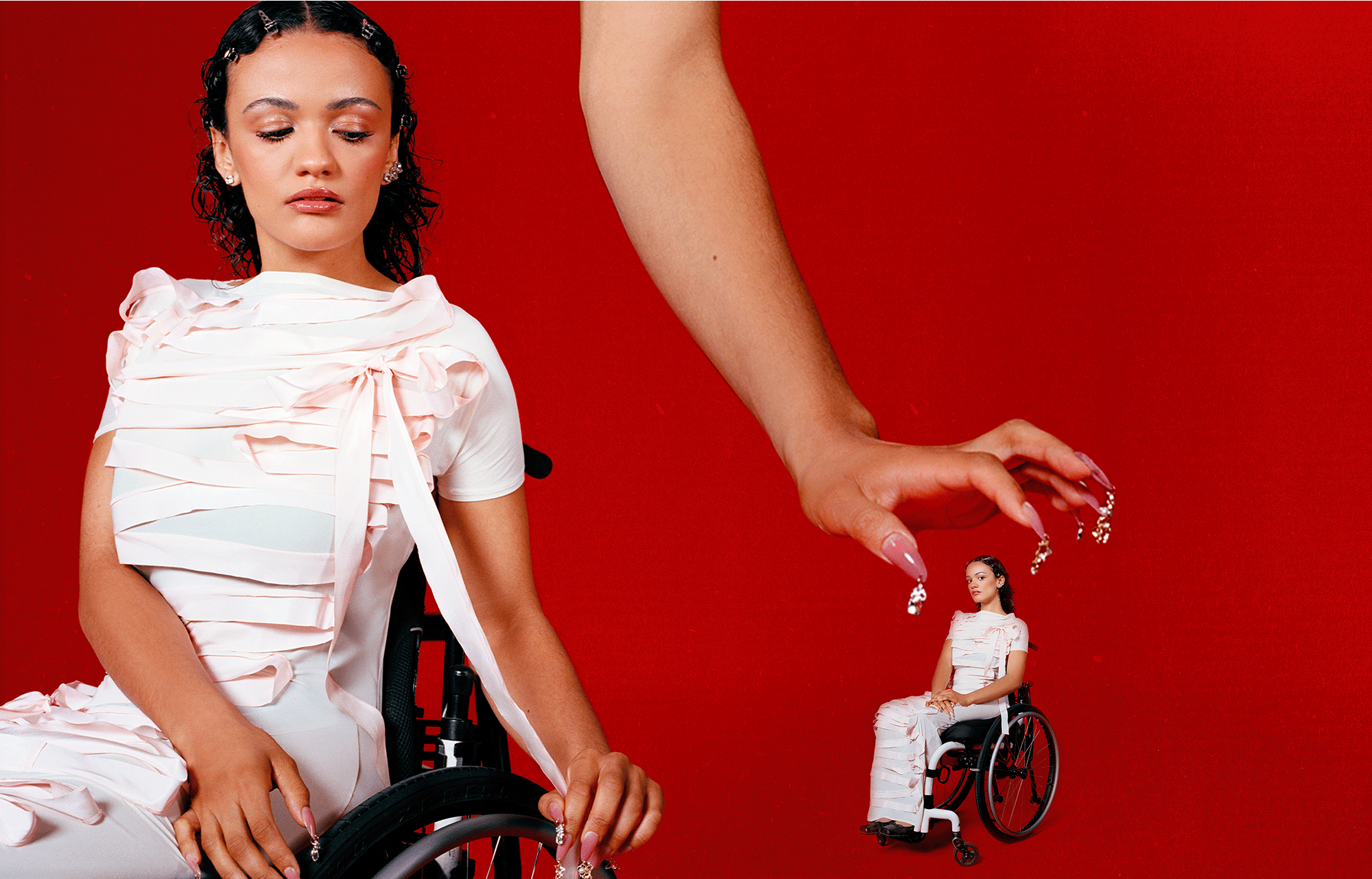 Wicked actress Marissa Bode forBest Knockoff Luxury Clothing
.